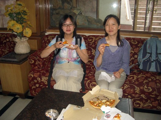 11-06-0001a Ð­a��Tandori paneer pizza in Agra